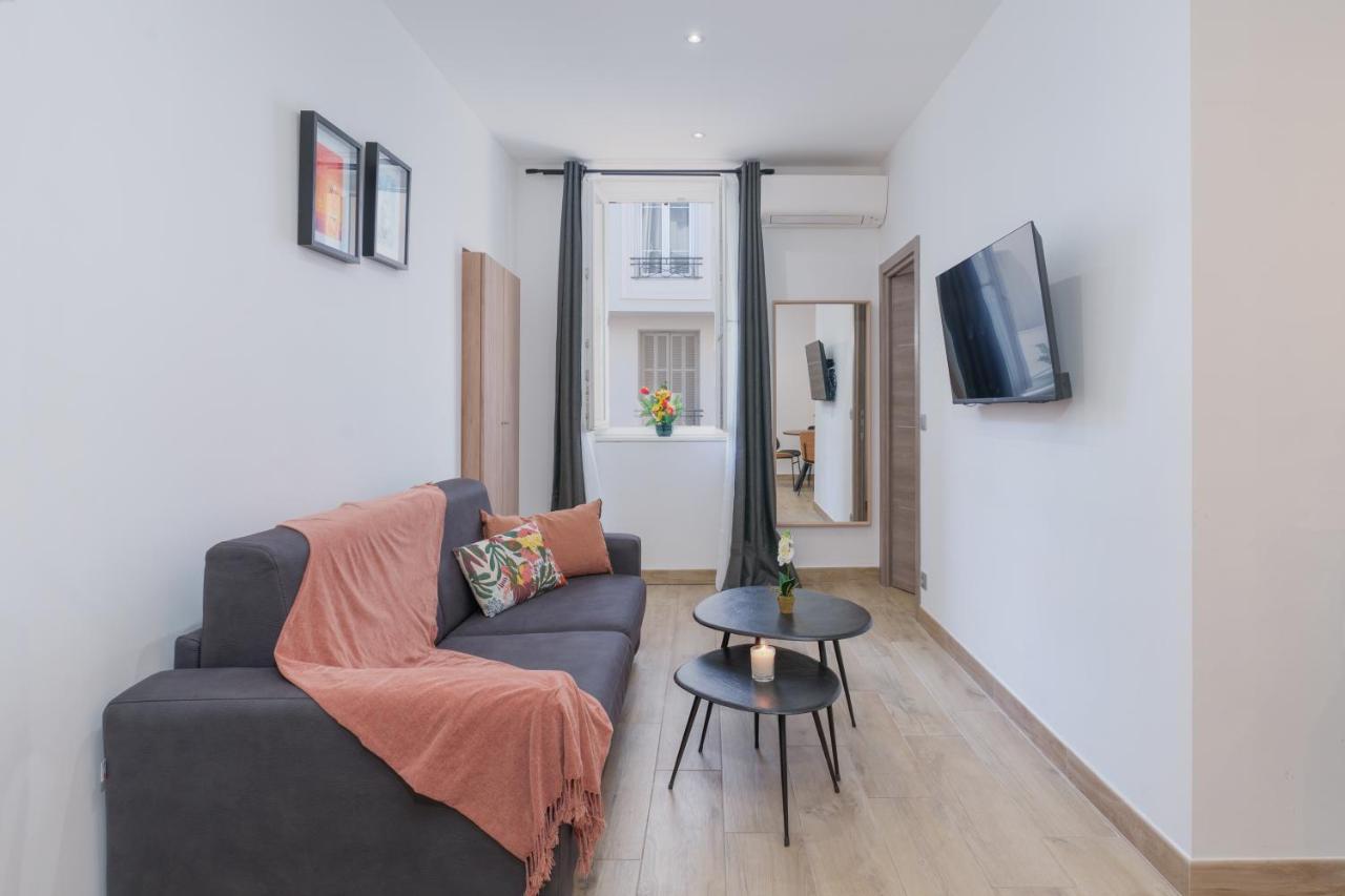 Imhost -cannes Centre Rue Hoche Palais - Croisette Cannes